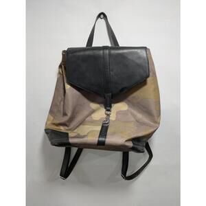 Stella & Dot Ava Camouflage Camo Green Grey Gym Bag Laptop 2 Strap Bag